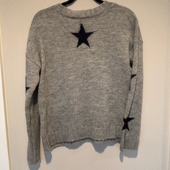 Velvet Heart Heather Gray Sweater - Picture 2 of 4
